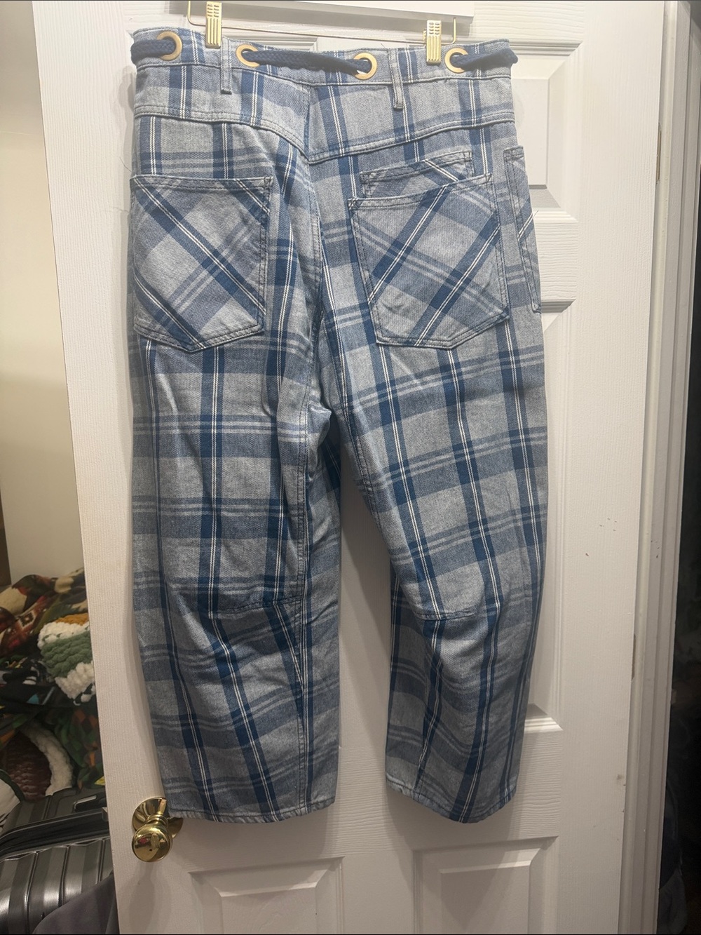 Free People We the Free Moxie Pull on Barrel Jeans Size 30 Blue Plaid - Picture 3 of 3